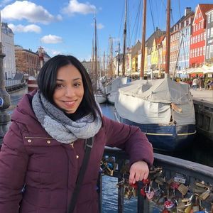 Meet your Posher, Bindi